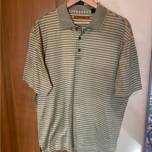 Short sleeve 3 button polo